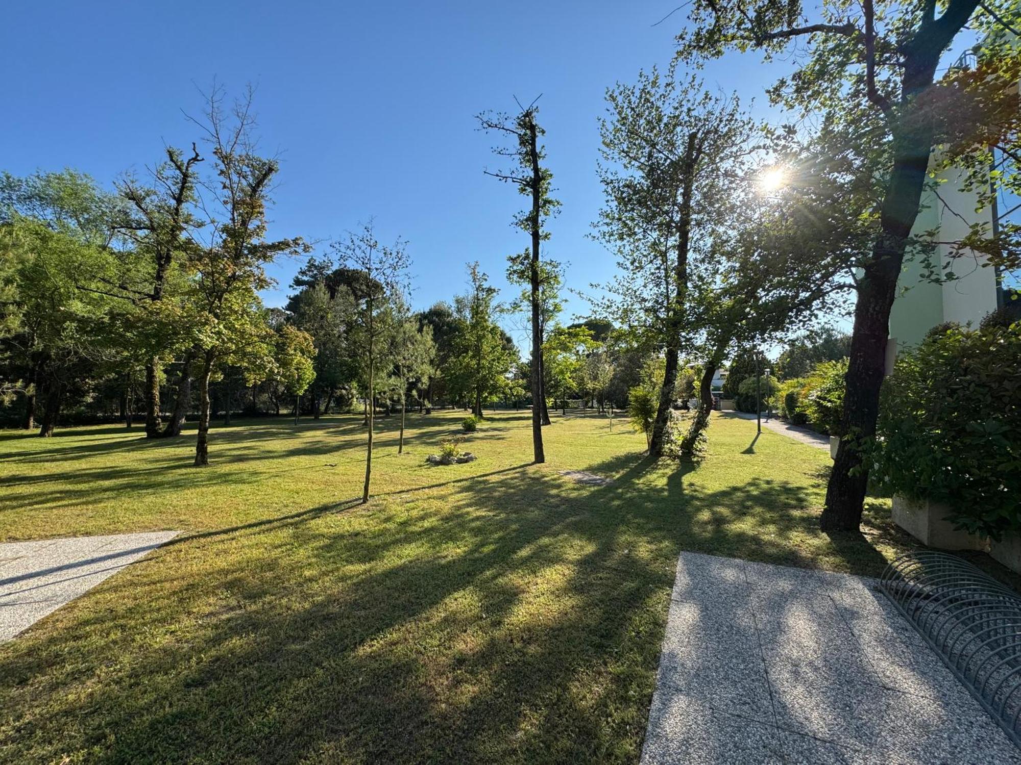 Residence Pinewood Bibione Exterior foto